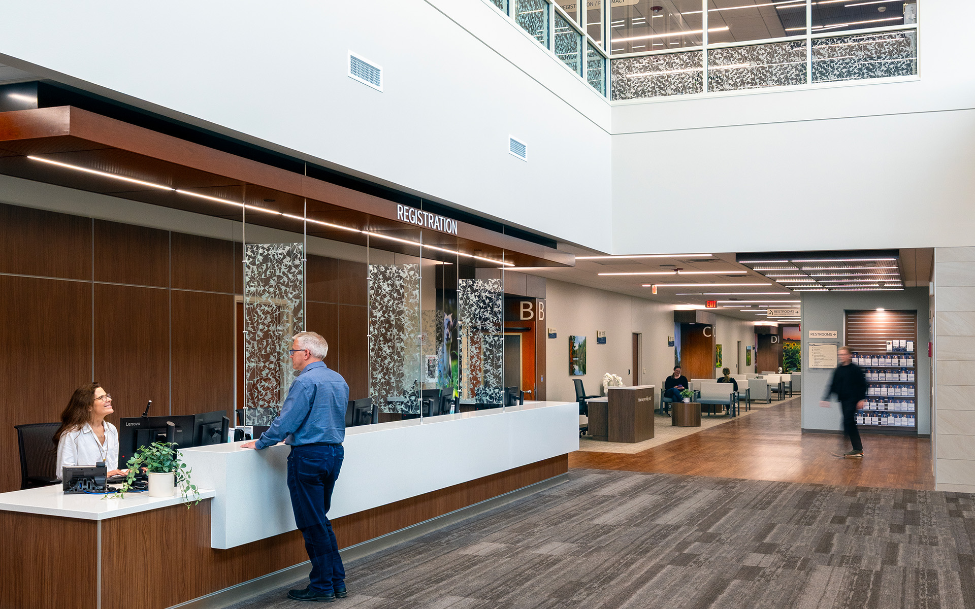 ReedsburgAreaMedicalCenter_Atrium