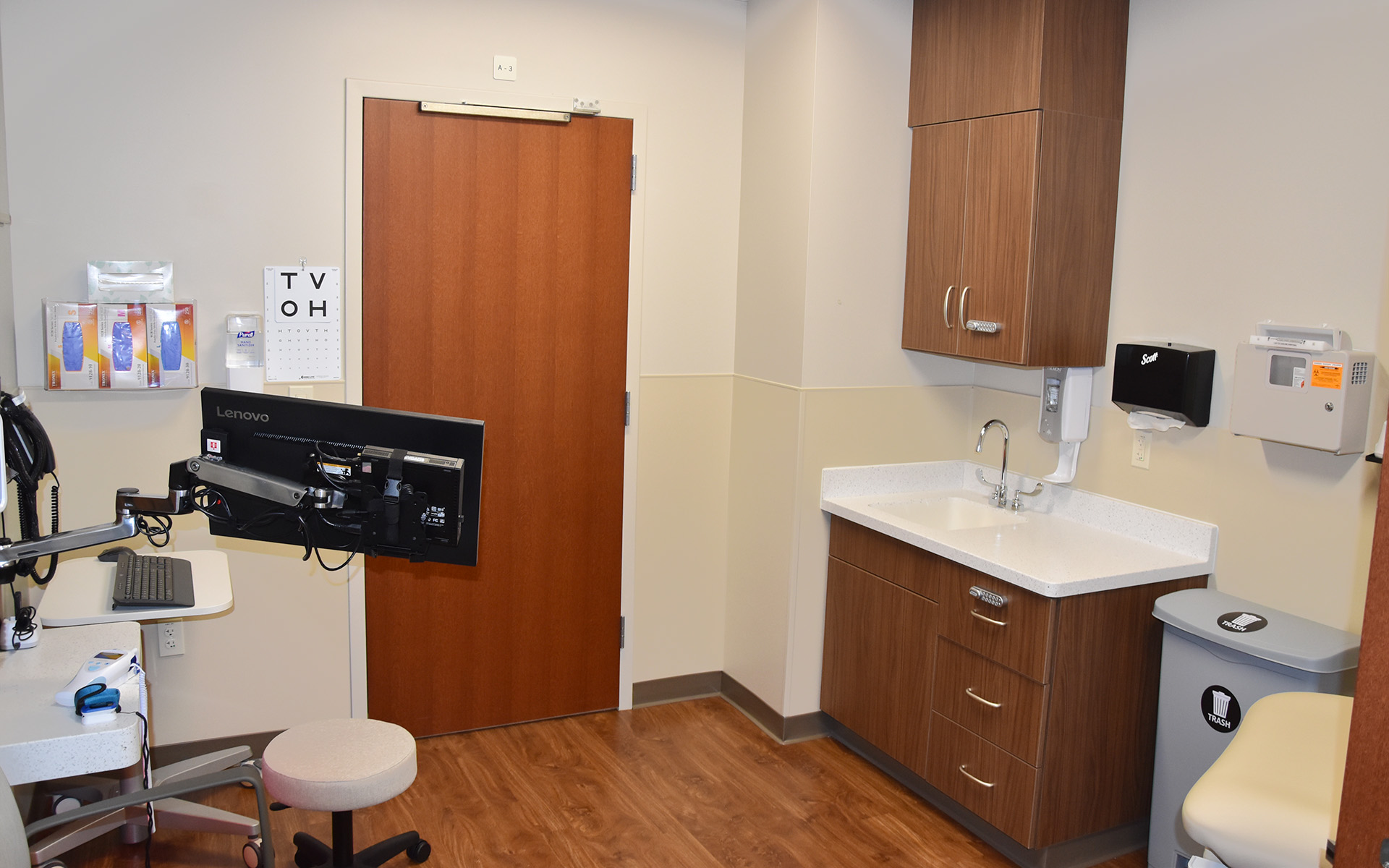 ReedsburgAreaMedicalCenter_ExamRoom2