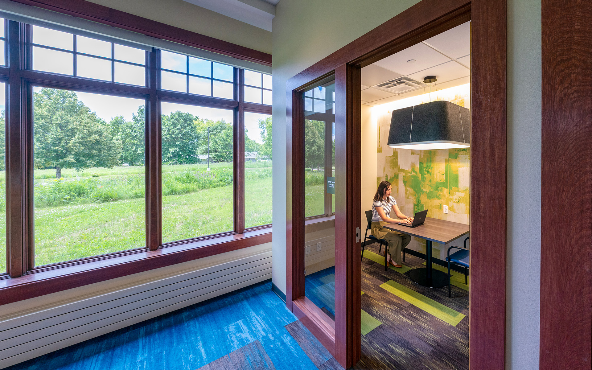 SunPrairiePublicLibraryStudyRoom